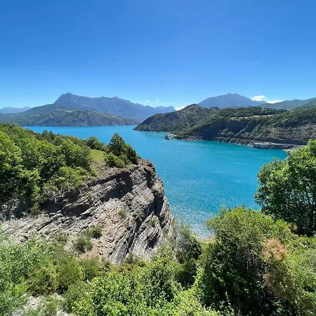 Apartment Joli T2 - Vue Sur - 5 Min Du Plan D'eau D'embrun