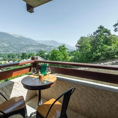 Apartment Joli T2 - Vue Sur - 5 Min Du Plan D'eau D'embrun